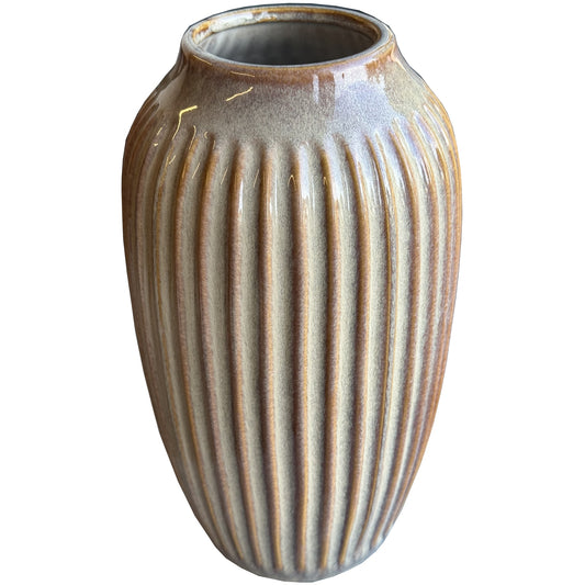 Sabbia Collection Ribbed Vase