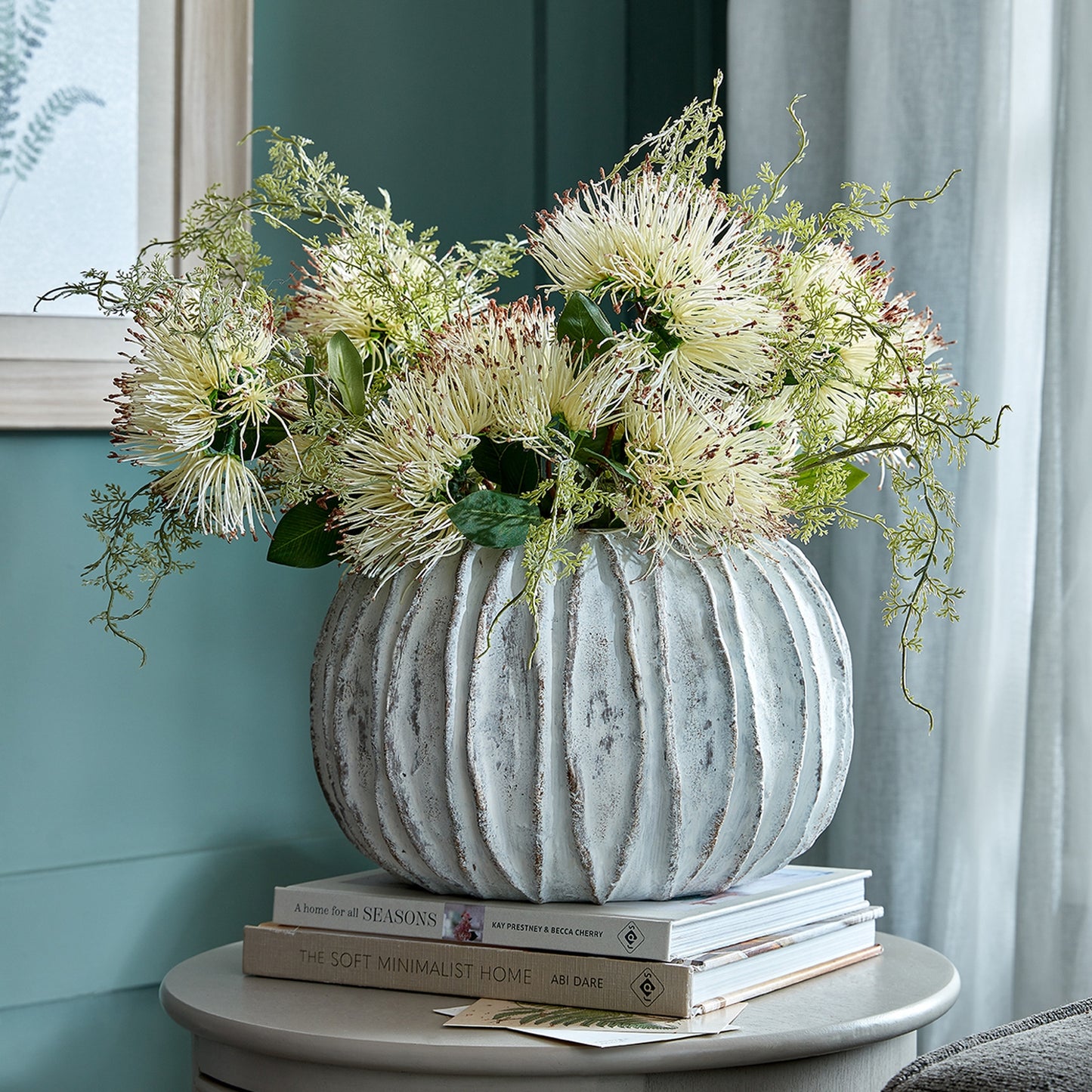 Lorenzo Rotund Fin Vase